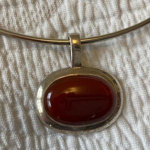 Elegant Silver and Brown Pendant Necklace